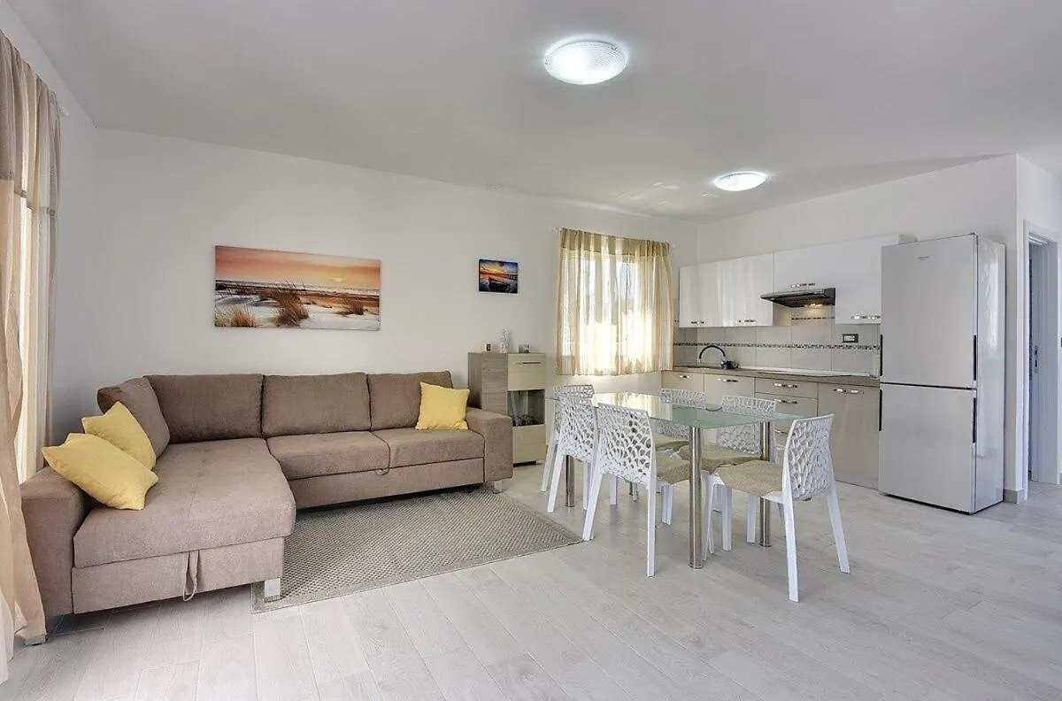 Villa Residence Oli B Liznjan 0*,  Croatia