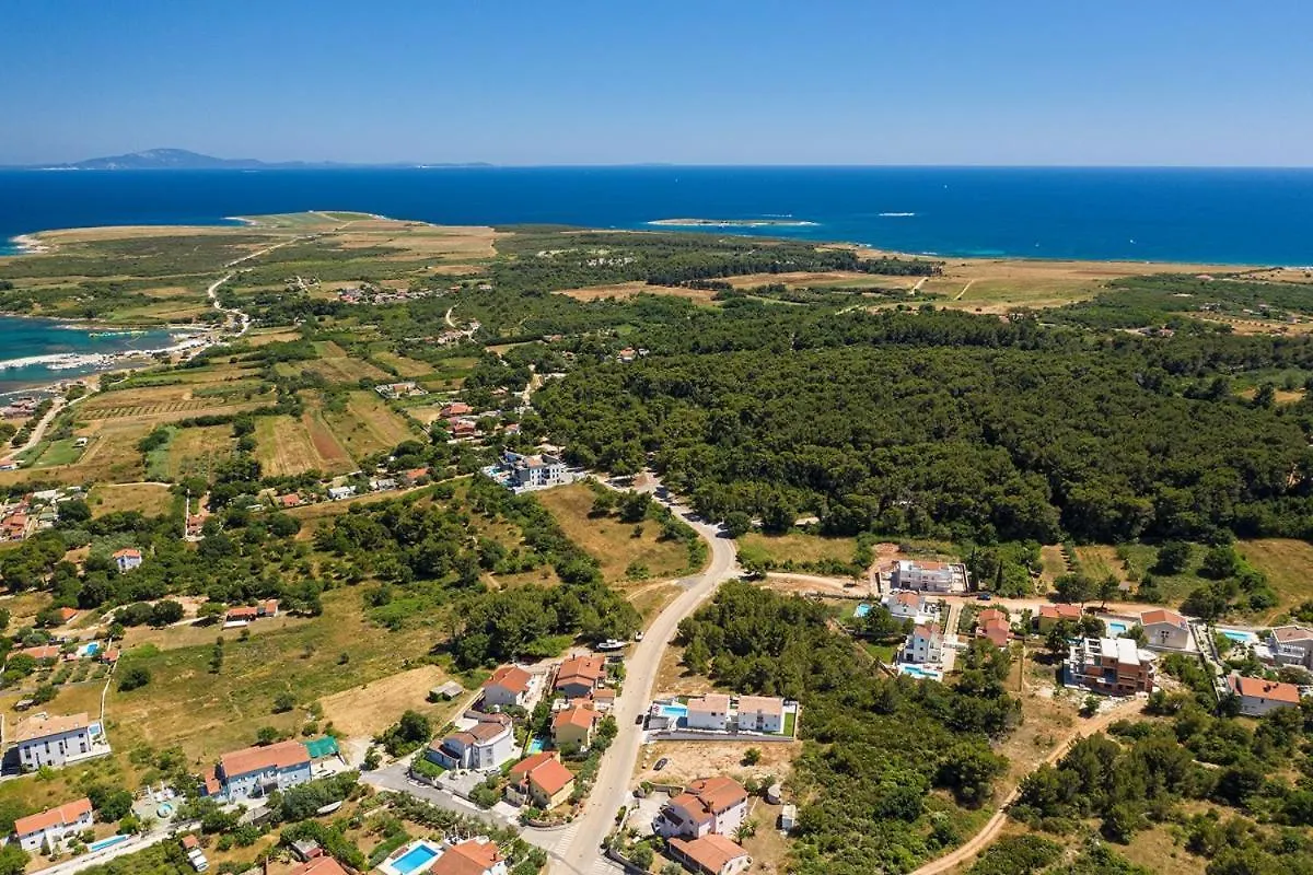 Villa Residence Oli B Liznjan Holiday home